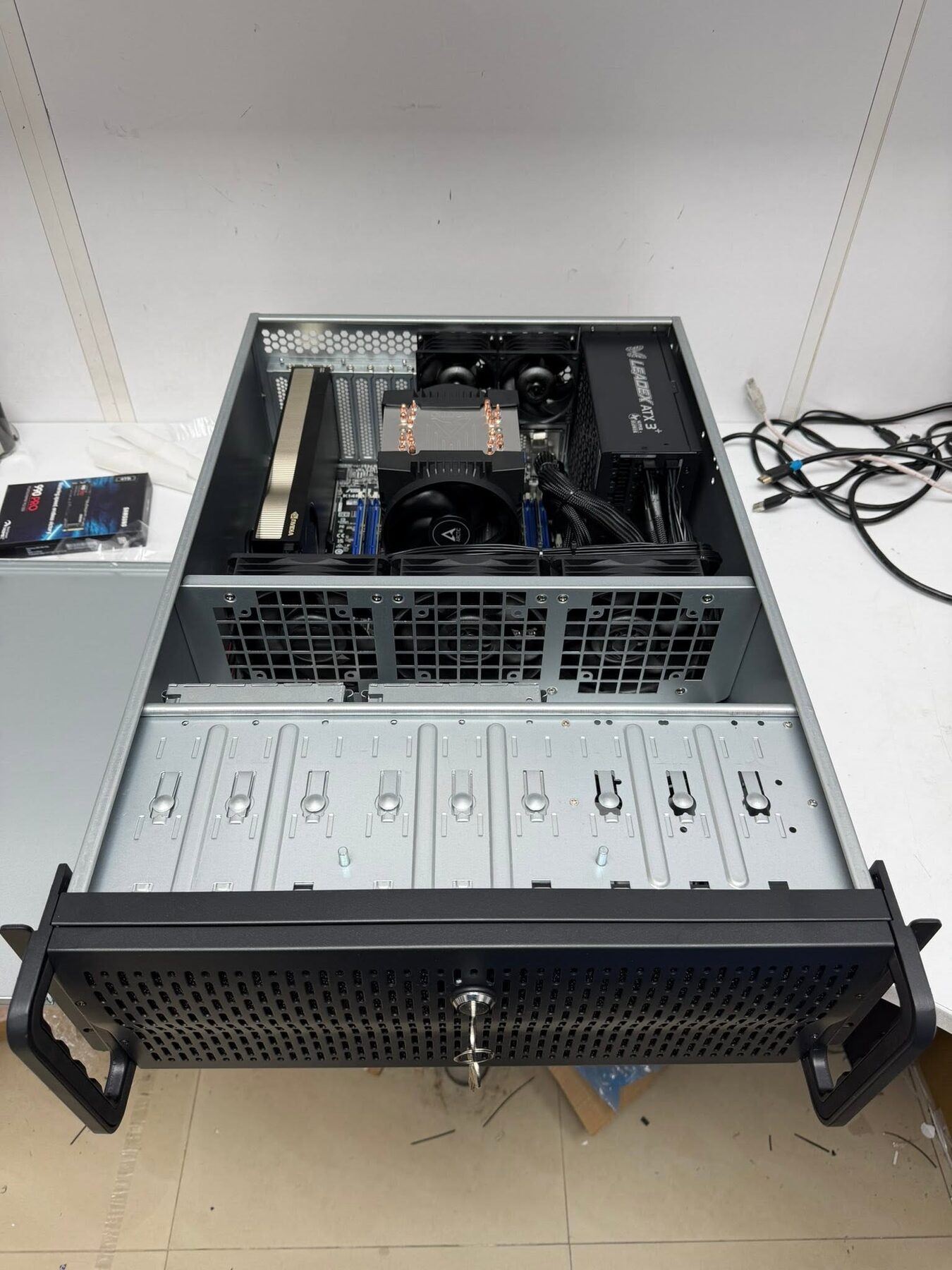 Rack сървър 4U