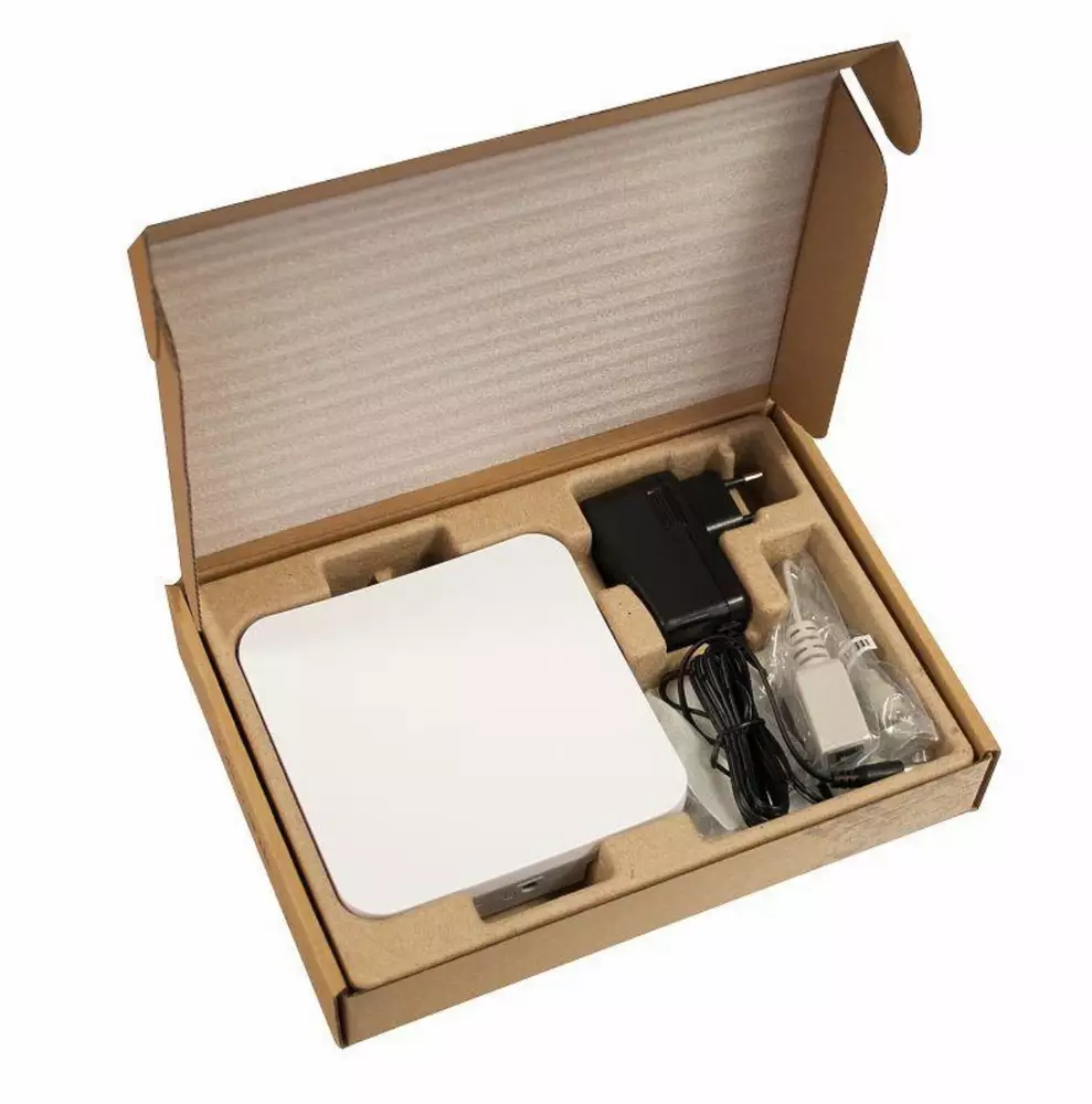 Безжичен Access Point MikroTik RBSXTsq5nD, за открито, 64MB RAM, 1xLAN 10/100, 2.4Ghz 802.11b/g/n, 2x int.antenna 2Dbi, RouterOS