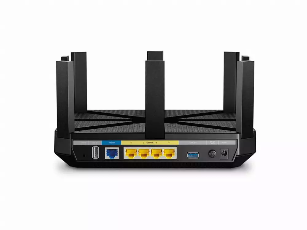Безжичен рутер TP-Link Archer C5400 MU-MIMO tri band, 5xGbE, USB 3.0, USB 2.0, осем антени