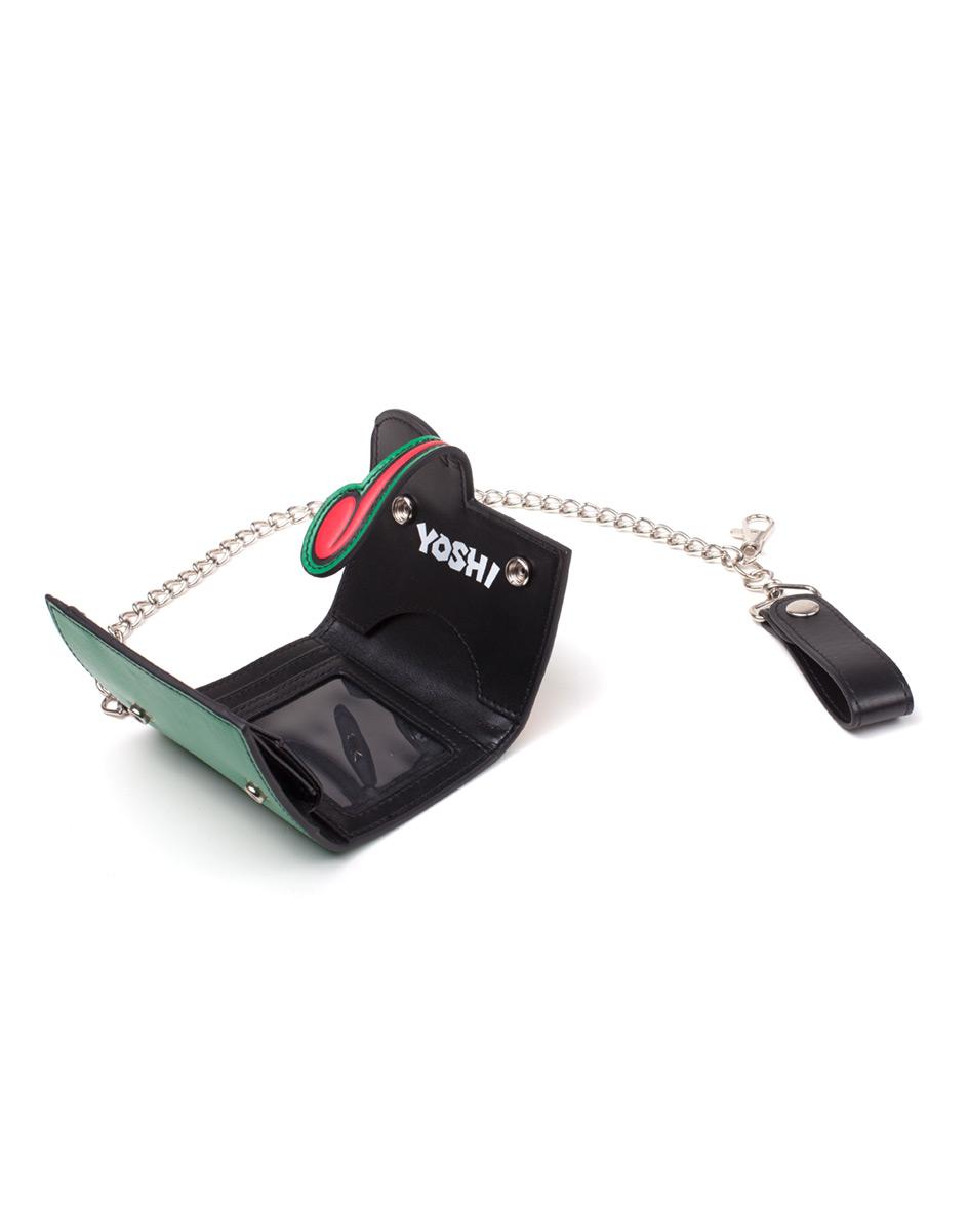 Портфейл Bioworld Super Mario - Yoshi Tongue Tri-Fold Chain Wallet
