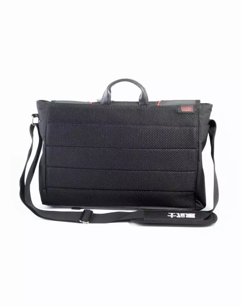 Чанта Star Wars - Star Wars Classic Darth Vader Messenger Bag