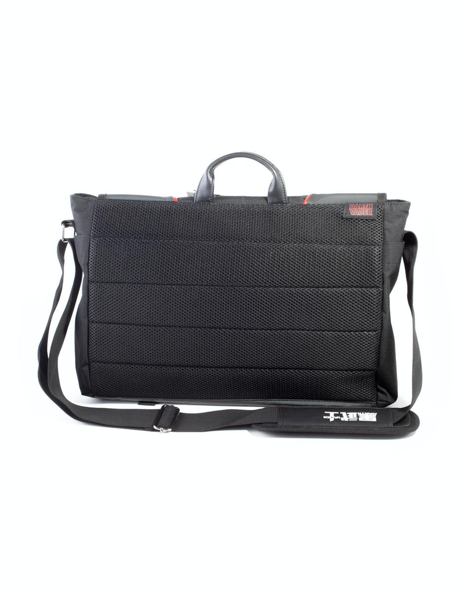 Чанта Star Wars - Star Wars Classic Darth Vader Messenger Bag