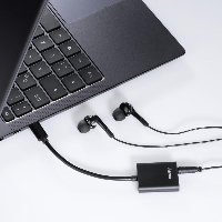 Адаптер и зарядно HAMA 2 в 1, USB-C  - 3.5 мм аудио жак и USB-C, Черен