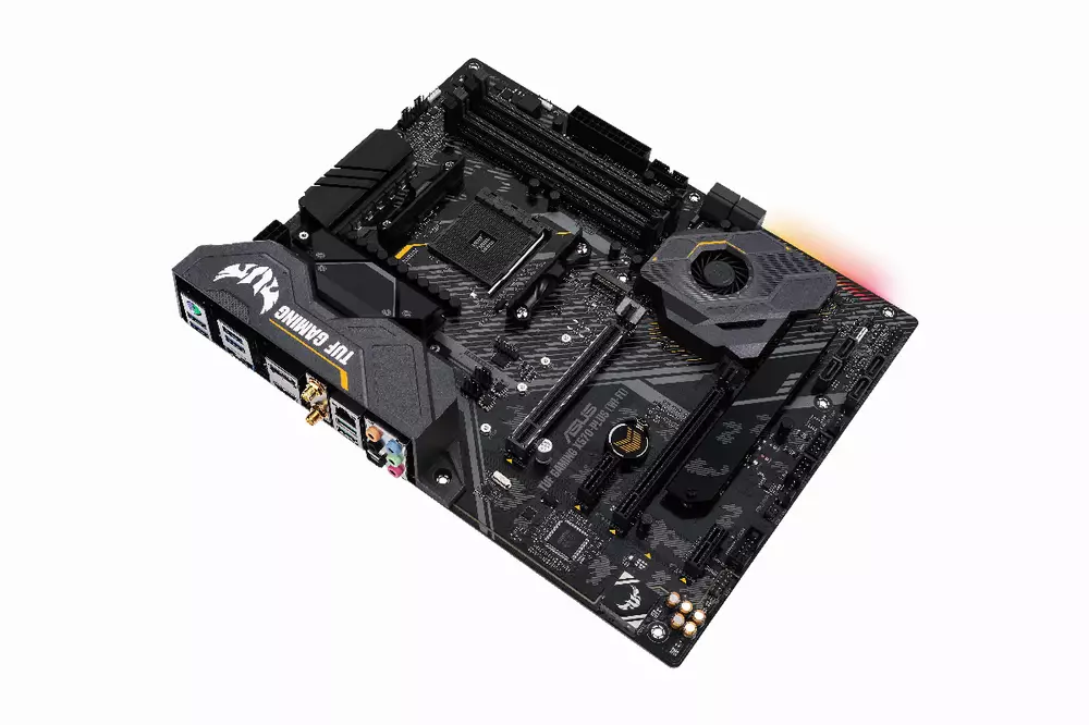Дънна платка ASUS TUF GAMING X570-PLUS (WI-FI)