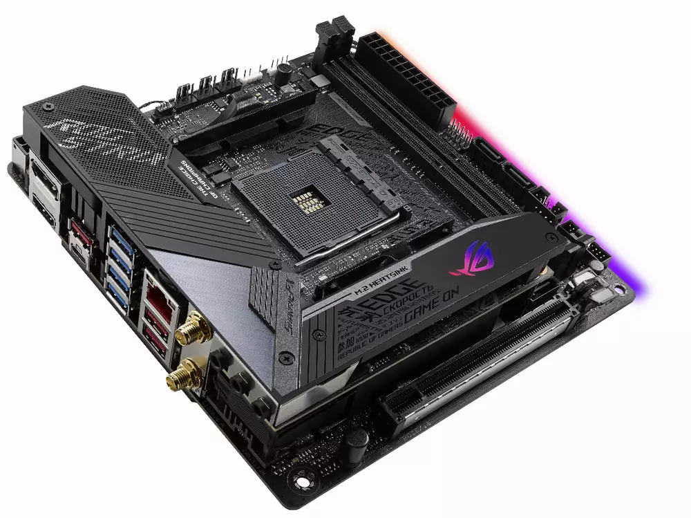 Дънна платка ASUS ROG STRIX X570-I GAMING 