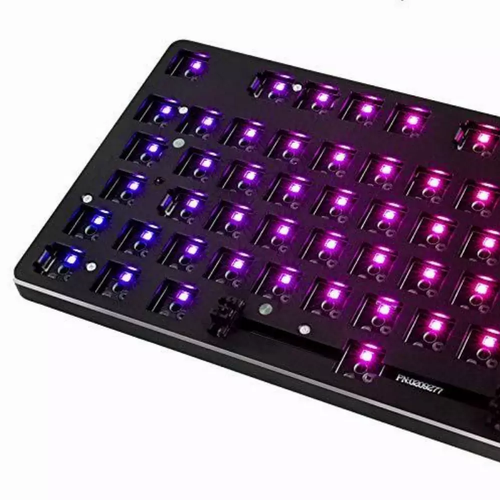 Основа за геймърска механична клавиатура Glorious RGB GMMK ISO Layout