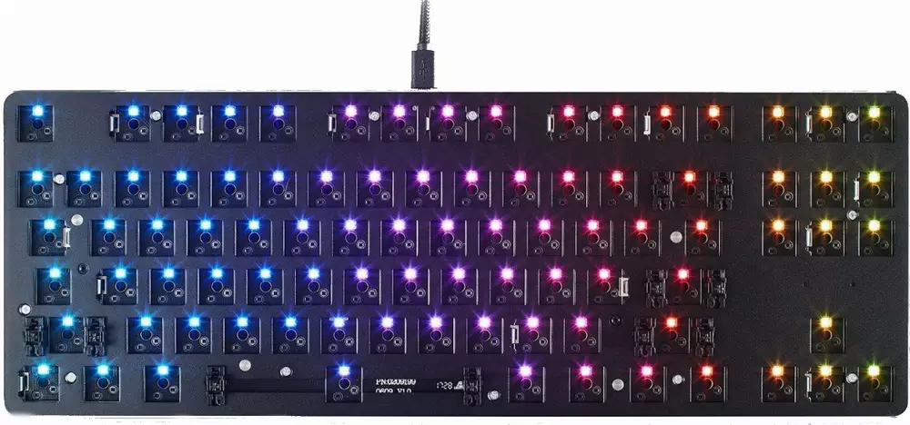 Основа за геймърска механична клавиатура Glorious RGB GMMK TKL, ISO Layout