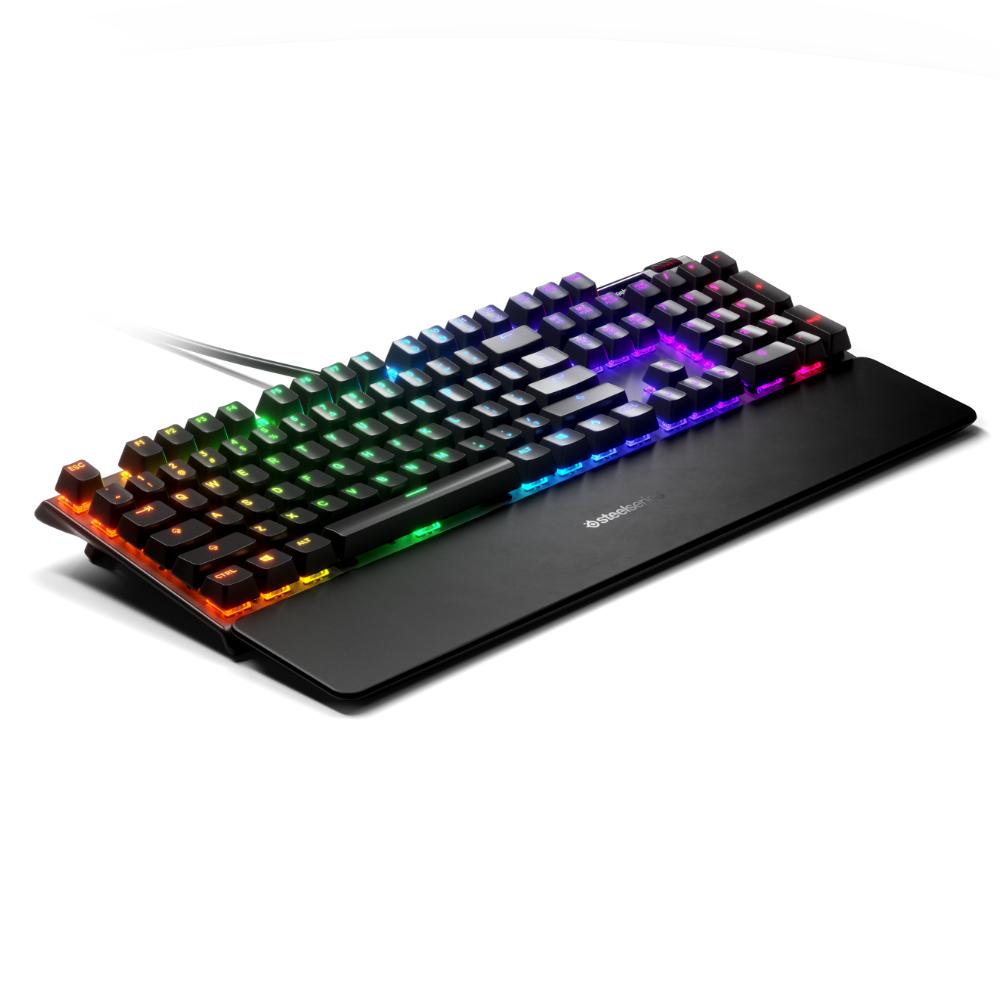 Геймърскa хибридна клавиатура SteelSeries Apex 5 Blue Switch