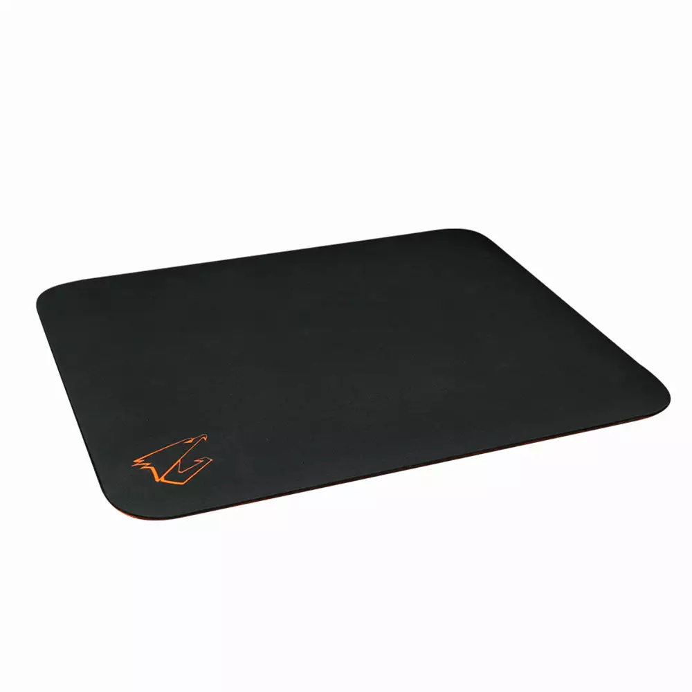 Геймърски пад Gigabyte AMP500