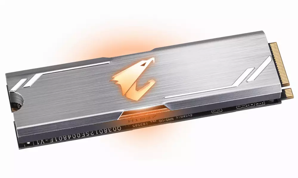 Диск SSD Gigabyte Aorus RGB 256GB M.2 2280 PCIe NVMe Gen 3.0 x4