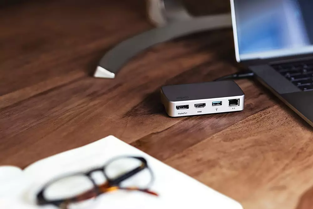 Докинг станция Elgato Thunderbolt 3 Mini, сивa