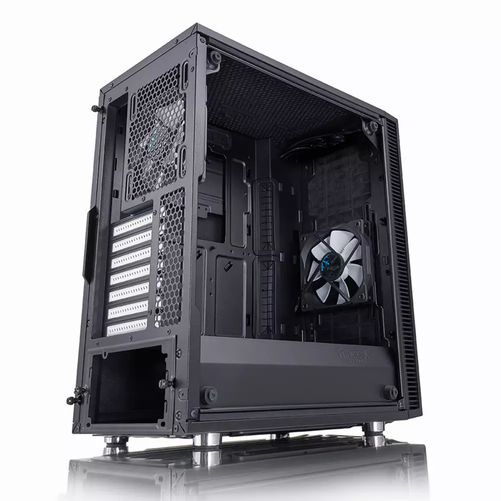 Кутия Fractal Define C Tempered Glass