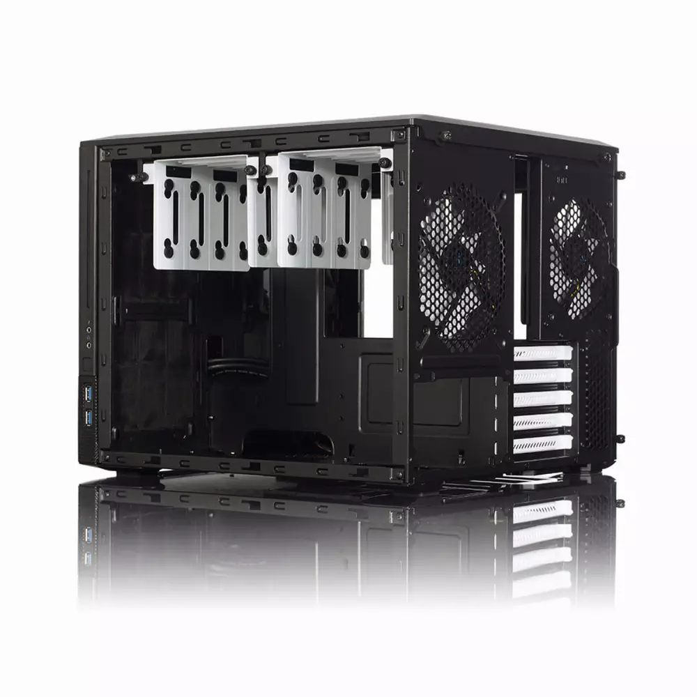 Кутия Fractal NODE 804