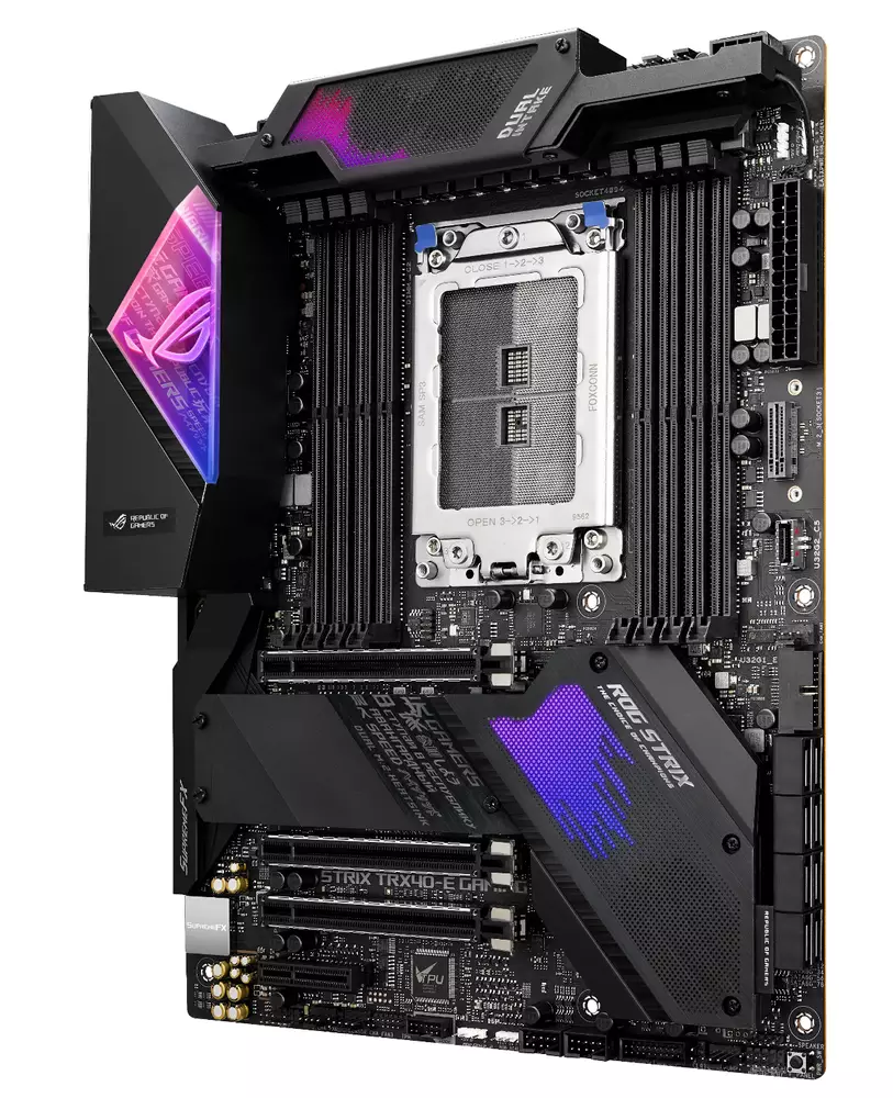 Дънна платка ASUS ROG Strix TRX40-E Gaming (Wi-Fi)