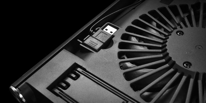Охладител за лаптоп DeepCool N65, 17.3", 2x140 mm, Черен