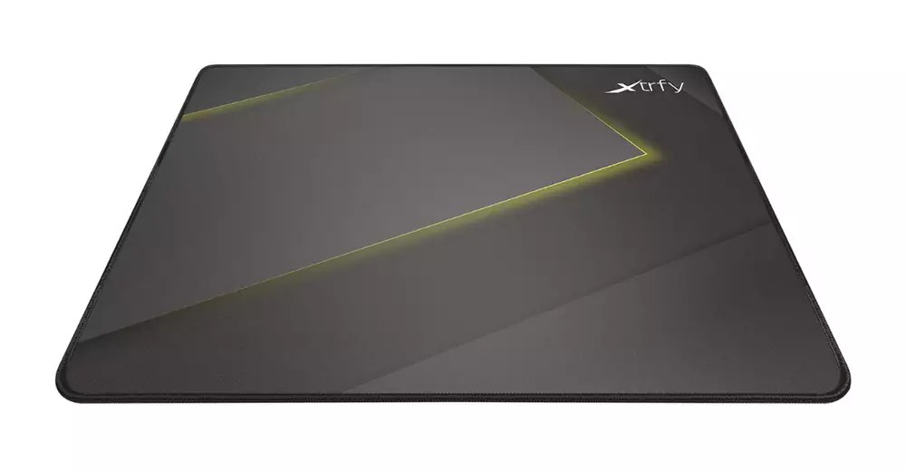 Геймърски пад Xtrfy GP1 - L