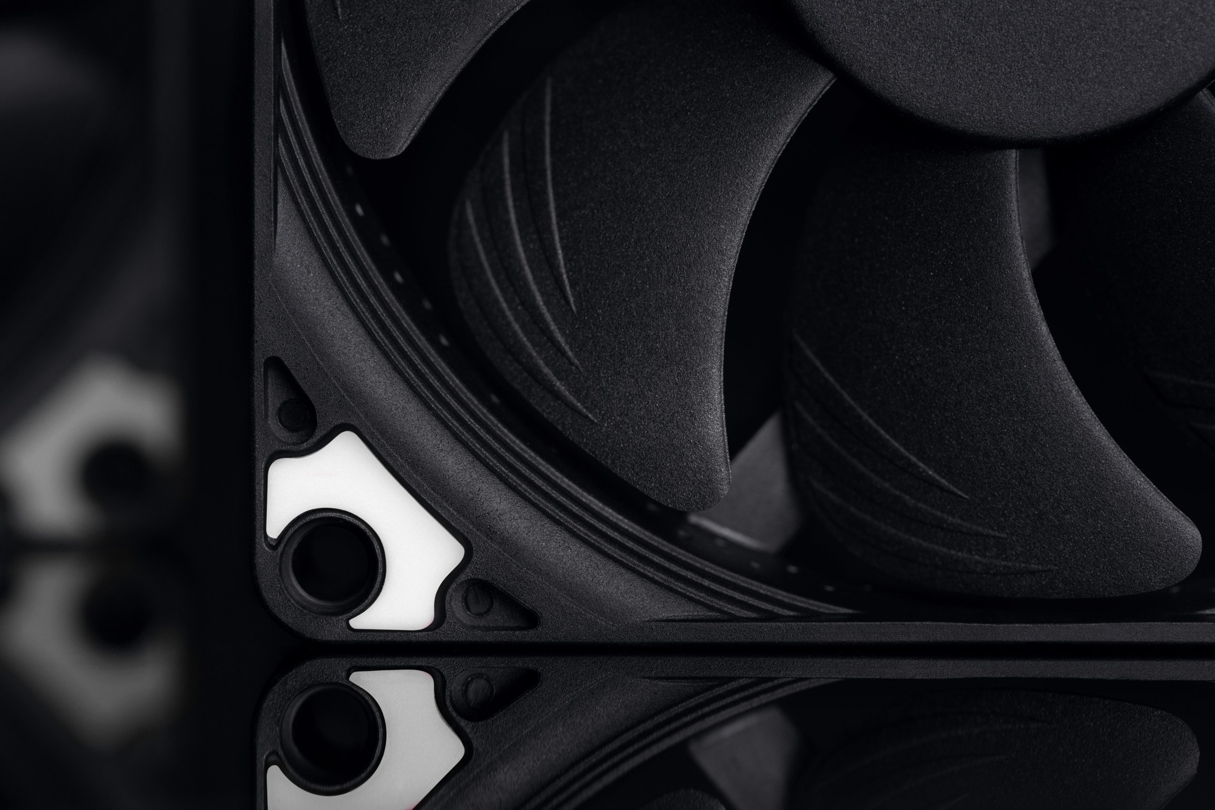 Вентилатор Noctua 92x92x14mm NF-A9x14 HS-PWM chromax.black.swap