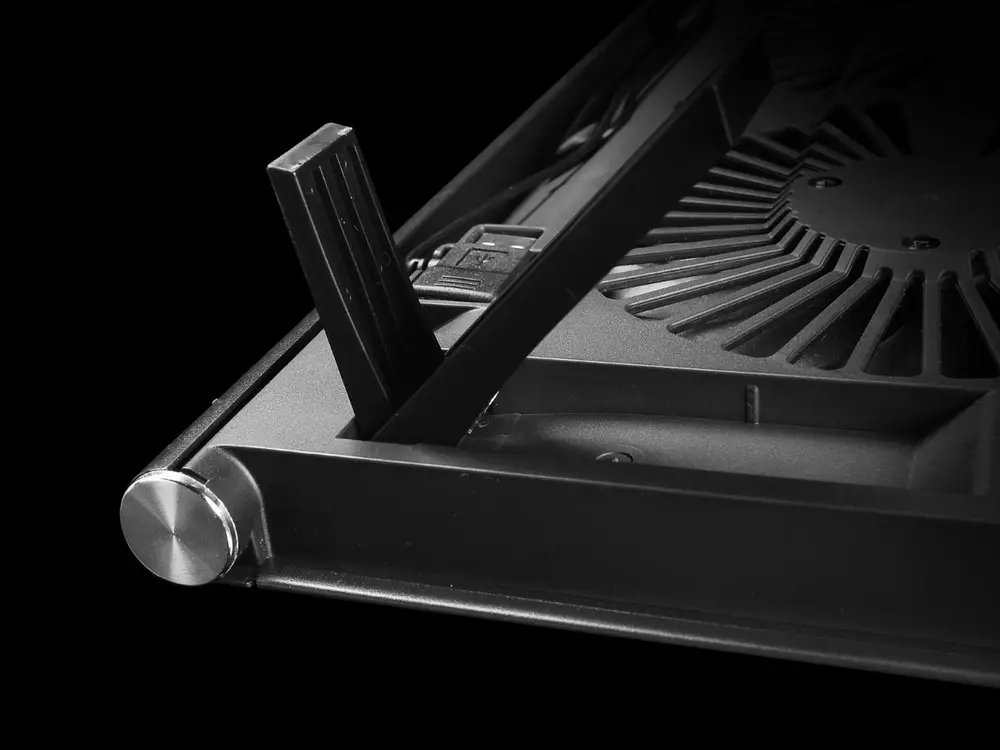 DeepCool Охладител за лаптоп Notebook Cooler N65 17.3" - black