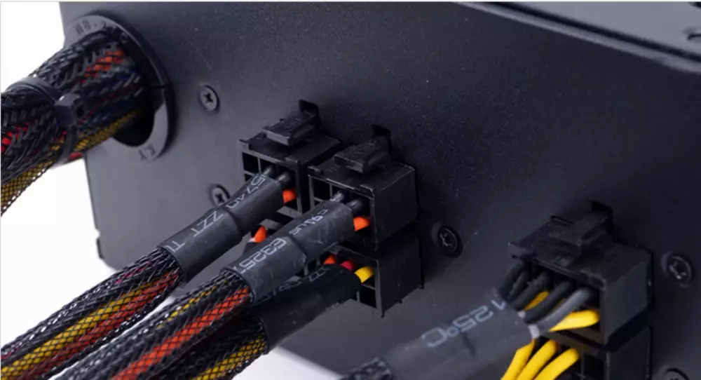 Захранване Zalman ZM-1000GVM 1000W 80+ Bronze PSU