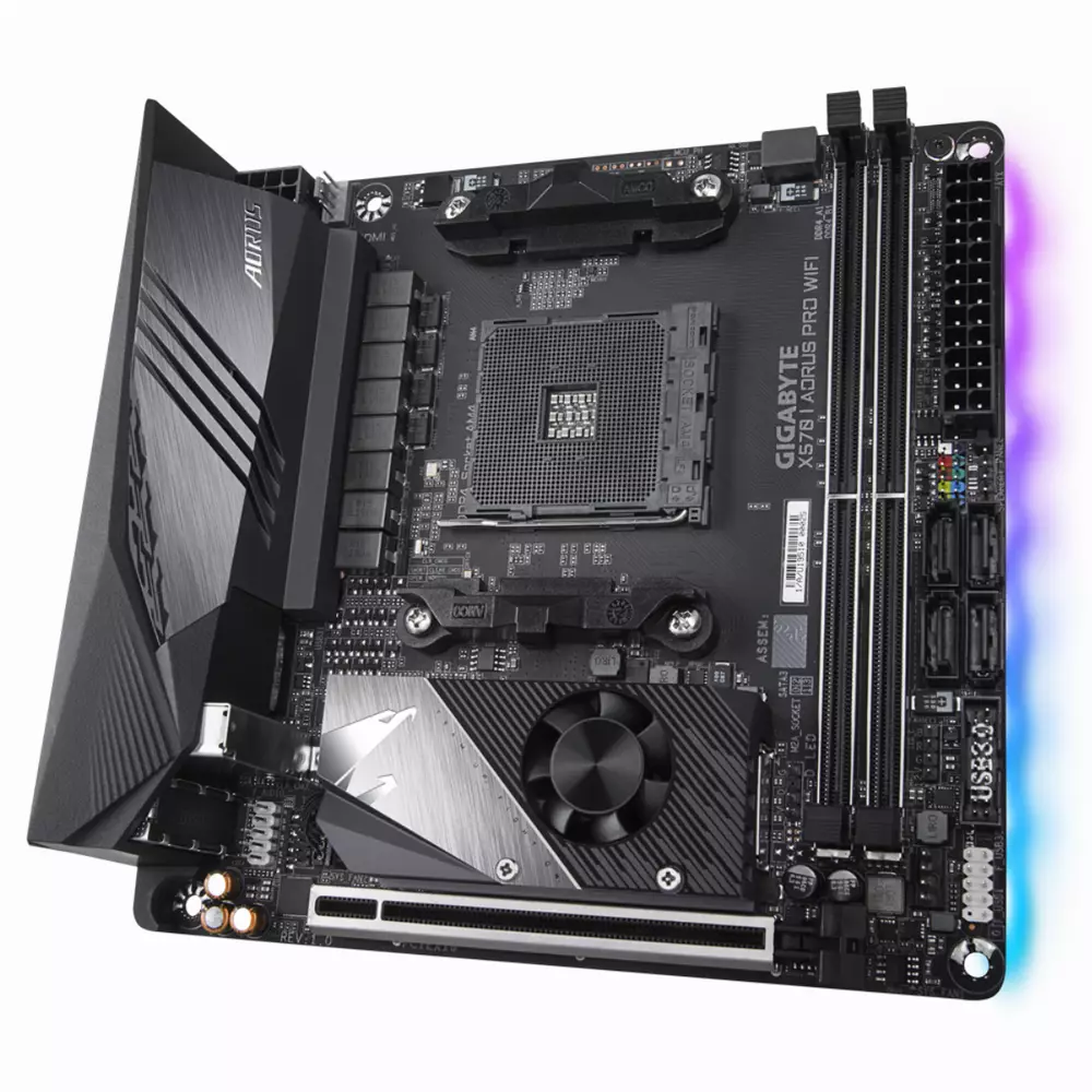 Дънна платка GIGABYTE X570 I AORUS PRO (WI-FI)