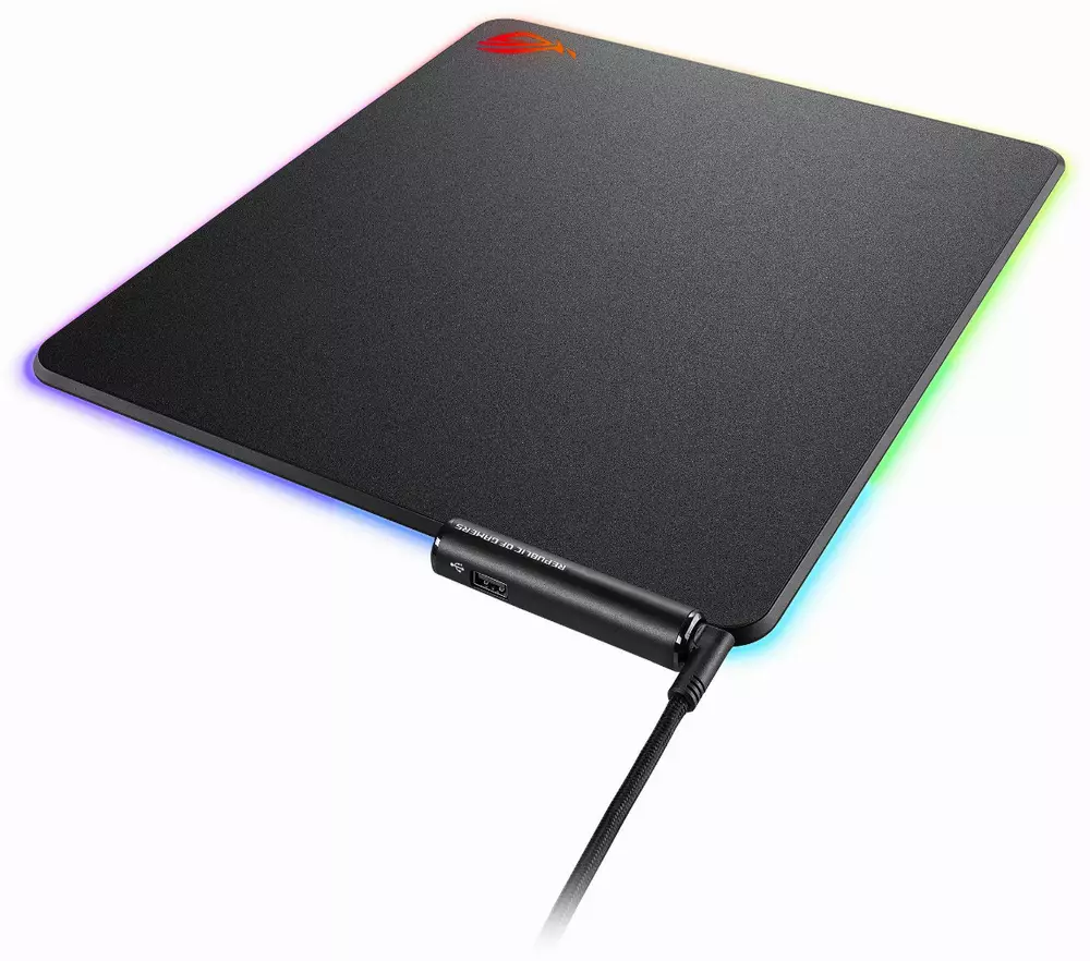 Геймърски пад ASUS ROG Balteus RGB                       