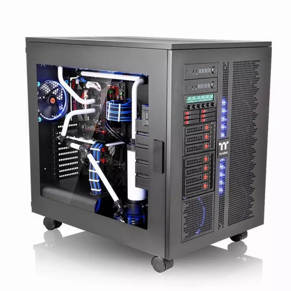 Кутия THERMALTAKE Core W200 Black