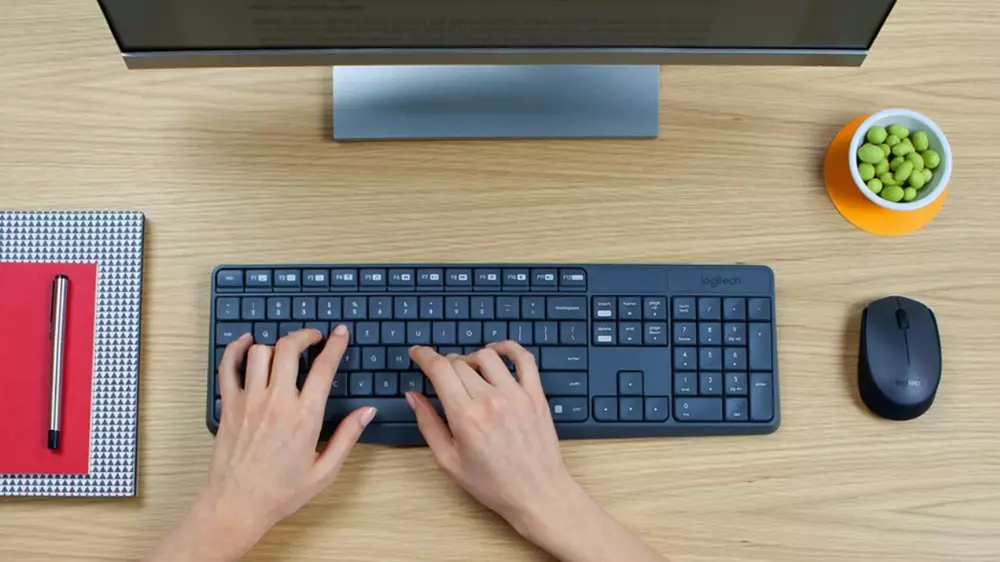 Комплект безжична клавиатура с мишка LOGITECH MK235 Black - 920-007931
