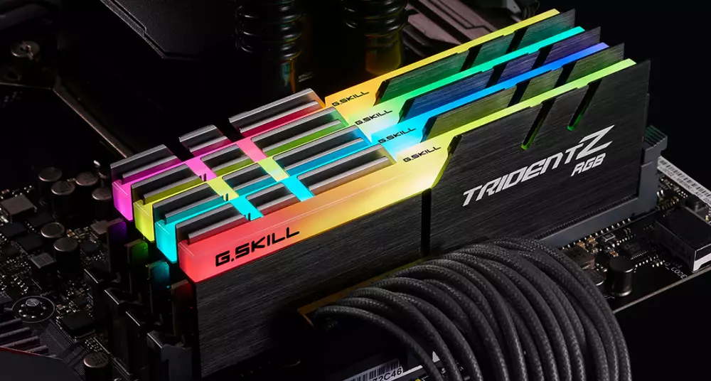 Памет G.SKILL Trident Z RGB 32GB (4x8GB) 3600MHz DDR4 CL16 