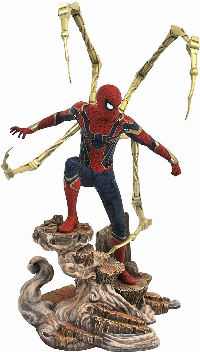 Екшън фигура Diamond Select Toys Marvel Gallery Avengers Infinity War - Iron Spider-Man