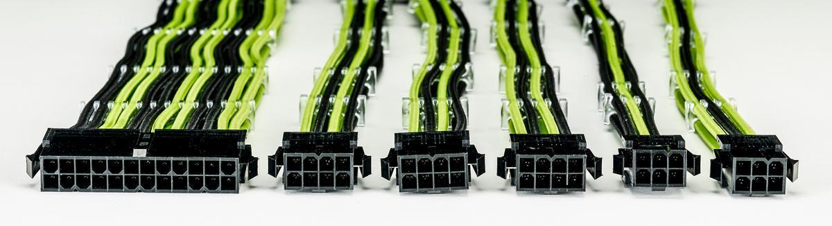 Комплект оплетени кабели Cooler Master Green & Black