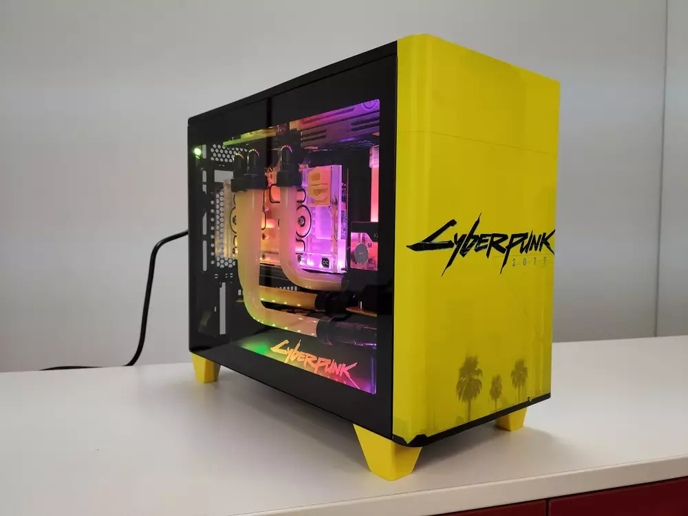 Геймърски компютър CyberPunk 2077 Limited Edition (Intel i9-10850K, 32GB DDR4, RTX 3080)