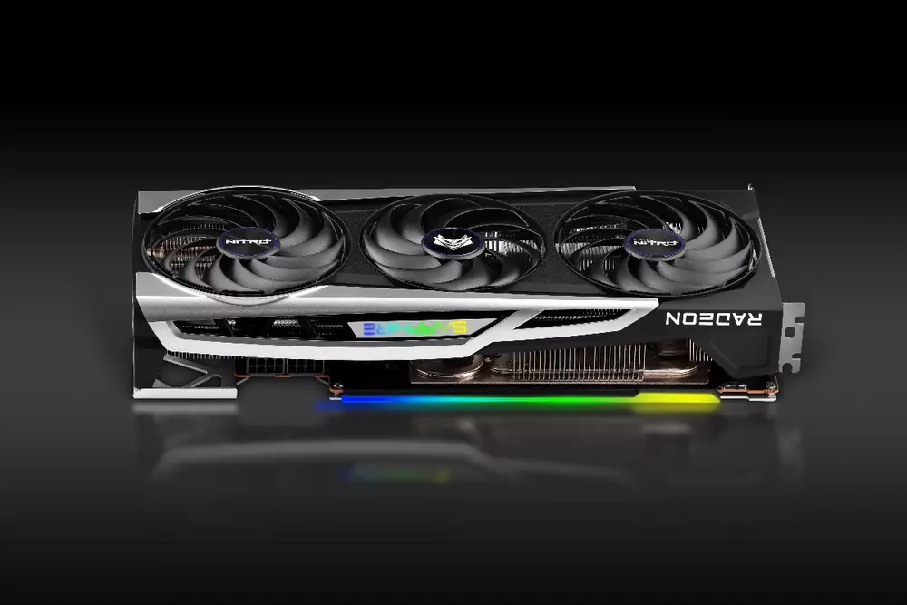 Видео карта SAPPHIRE NITRO+ RX 6800 XT OC