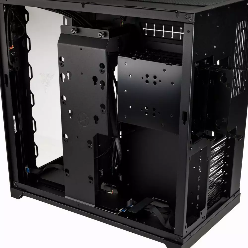 Кутия Lian Li PC-O11 Dynamic Razer Edition TG Black