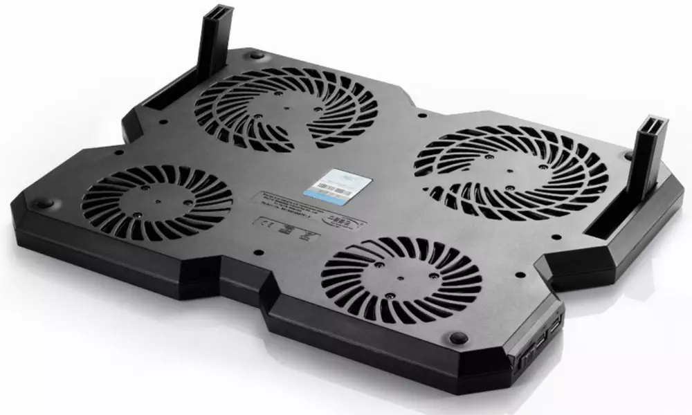 Охладител за лаптоп DeepCool MULTI CORE X6 15.6"