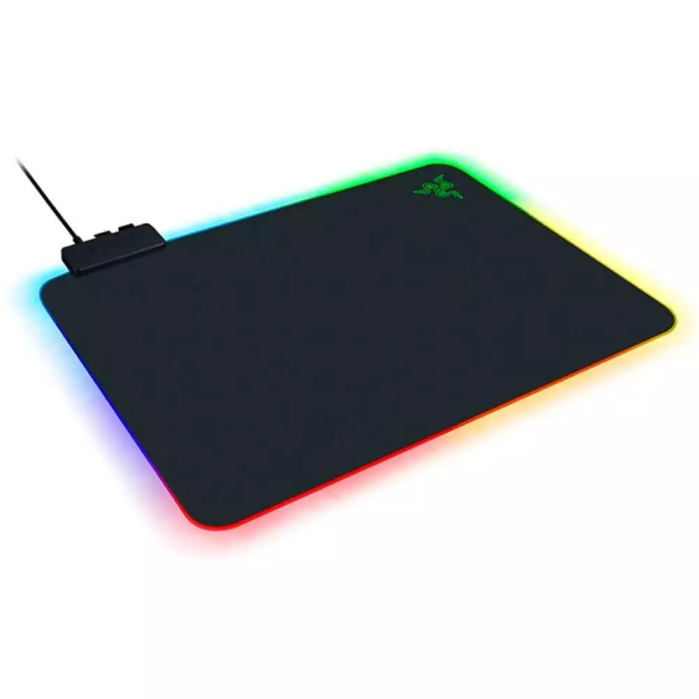 Геймърски пад Razer Firefly V2 Chroma RGB lighting - RZ02-03020100-R3M1