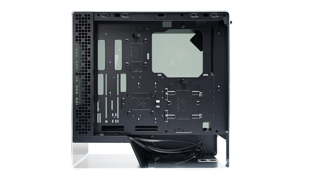 Кутия  InWin 905 Mid Tower TG