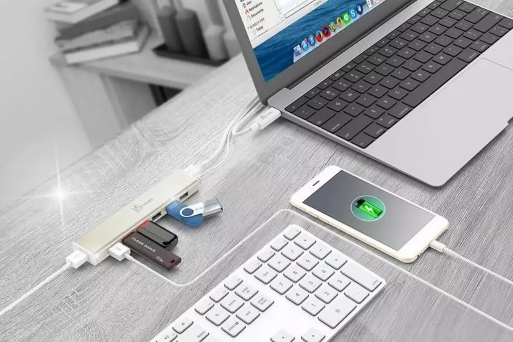 Хъб 7-портов J5 Create JCH377, USB 3.0, 1:7, Бял