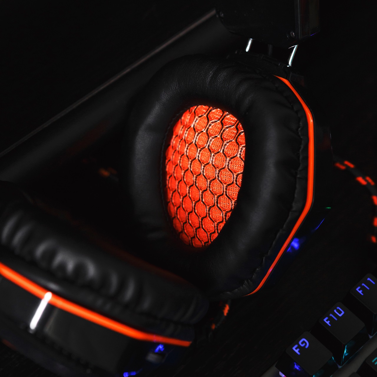 Геймърски слушалки CANYON CND-SGHS3A Gaming headset 3.5mm jack