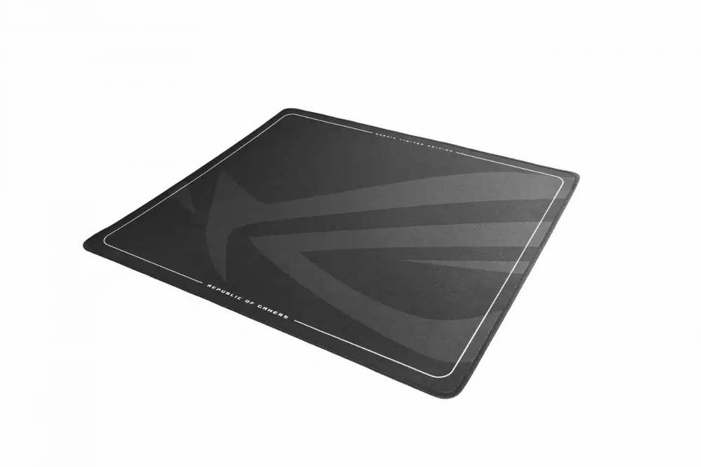 Геймърски пад ASUS ROG Strix Edge Nordic Edition