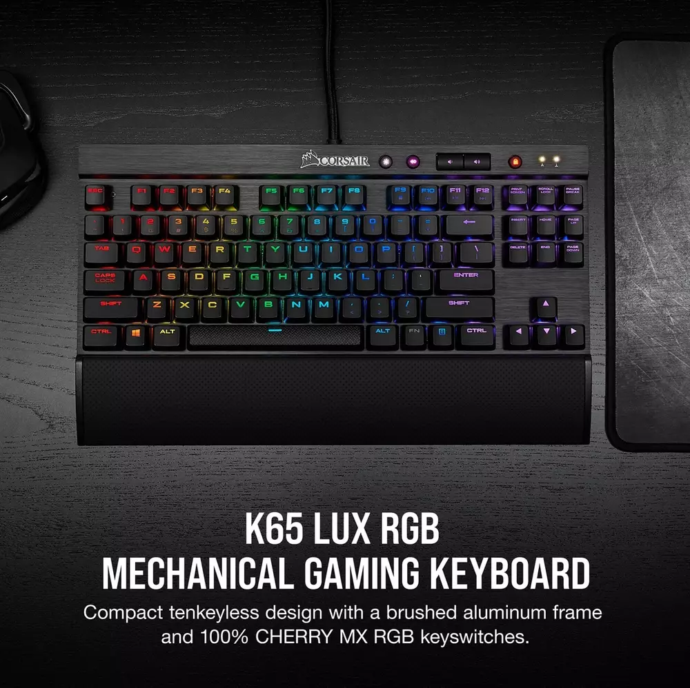 Геймърска клавиатура Corsair K65 LUX RGB CherryMX Red