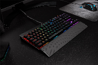 Геймърска клавиатура Corsair K65 LUX RGB CherryMX Red