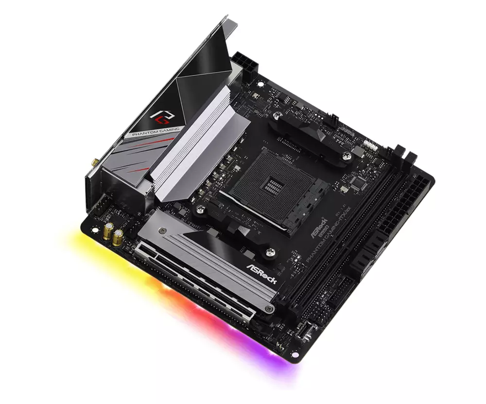 Дънна платка ASRock B550 Phantom Gaming-ITX/ax