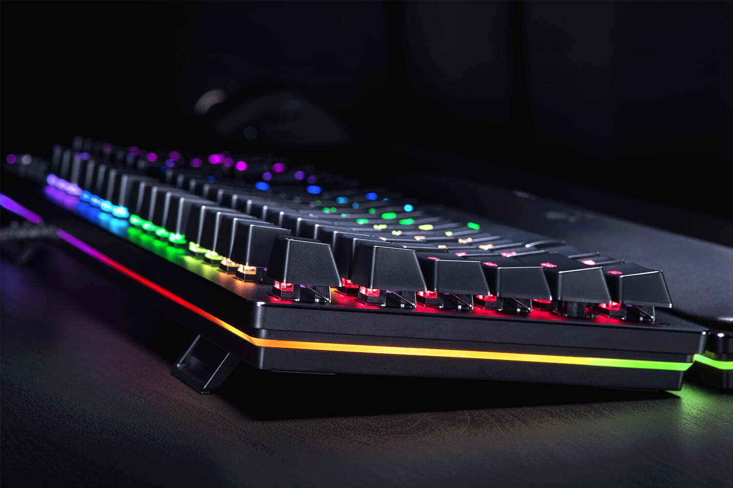 Геймърска клавиатура Razer Huntsman Elite Optical Switches