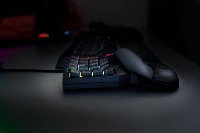 Геймърски кийпад Razer Tartarus V2 Mecha-membrane