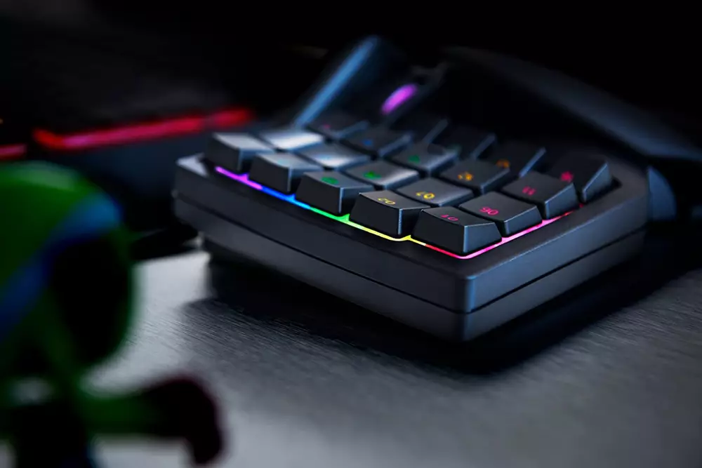 Геймърски кийпад Razer Tartarus V2 Mecha-membrane
