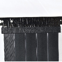 Кабел за вертикален монтаж за видео карта Lian PW-PCI-420 Externder Riser Cable 200mm PCI-E x16 4.0