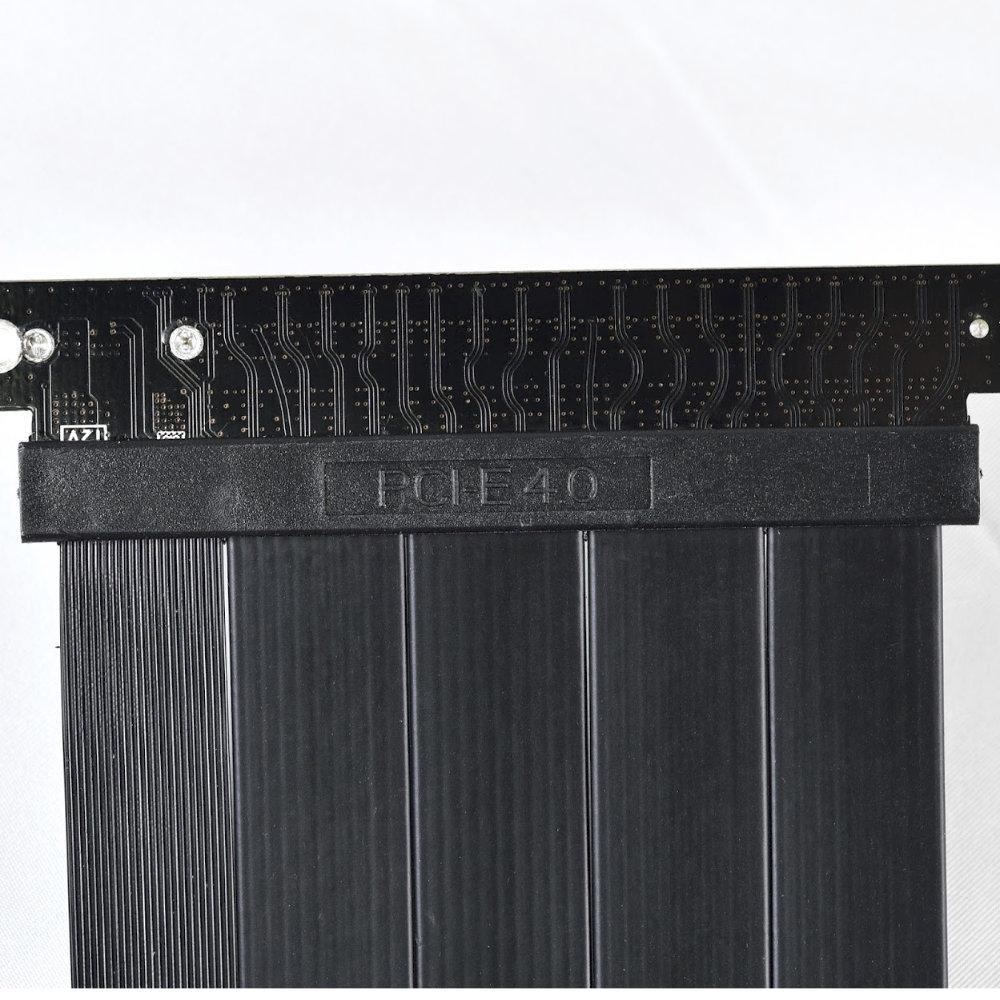 Кабел за вертикален монтаж за видео карта Lian PW-PCI-420 Externder Riser Cable 200mm PCI-E x16 4.0