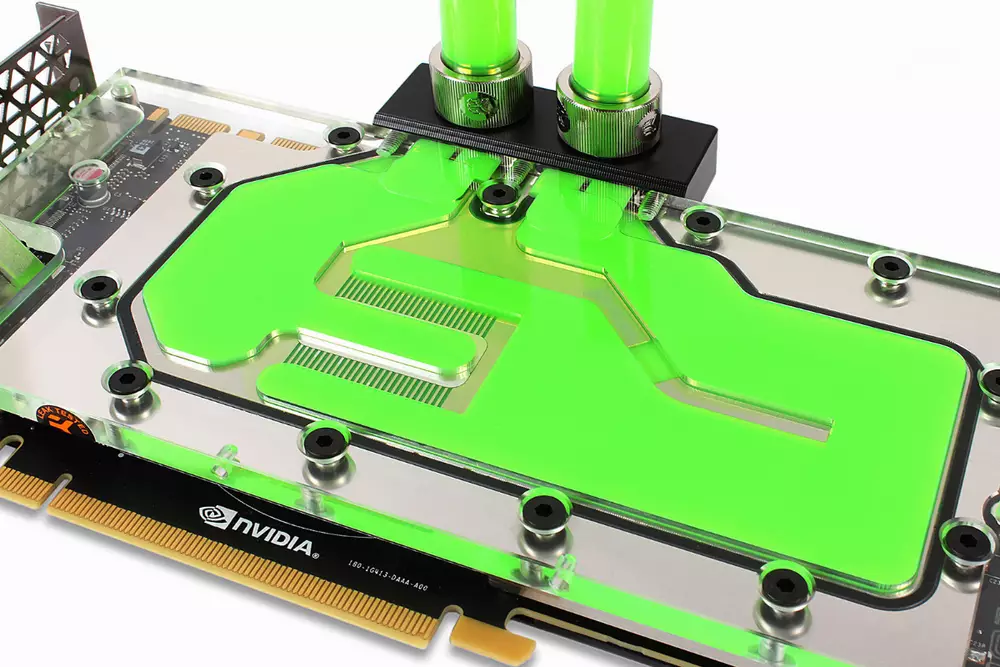 Течност EK-CryoFuel Solid Neon Green (Premix 1000mL)