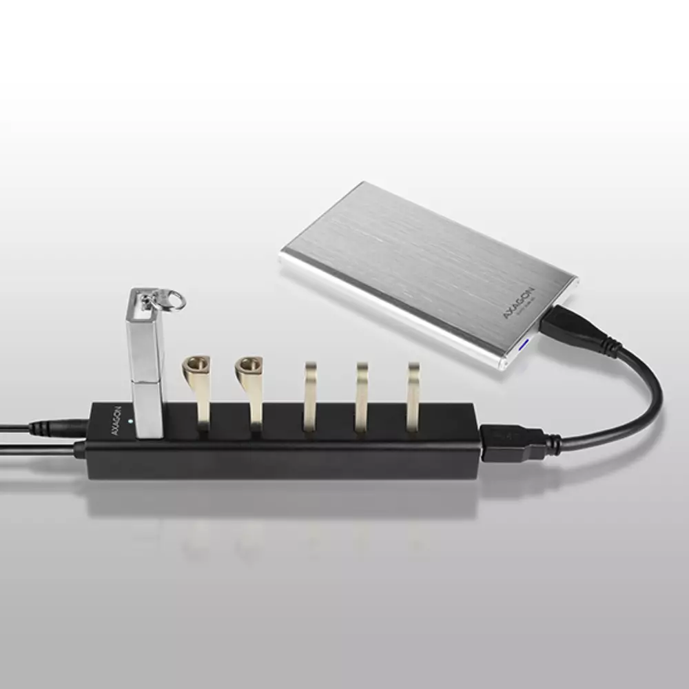 USB хъб AXAGON HUE-SA7BP USB3.0 CHARGING HUB