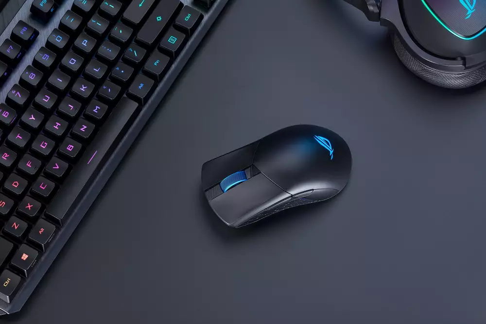 Геймърска мишка ASUS ROG GLADIUS III Wireless - 90MP0200-BMUA00